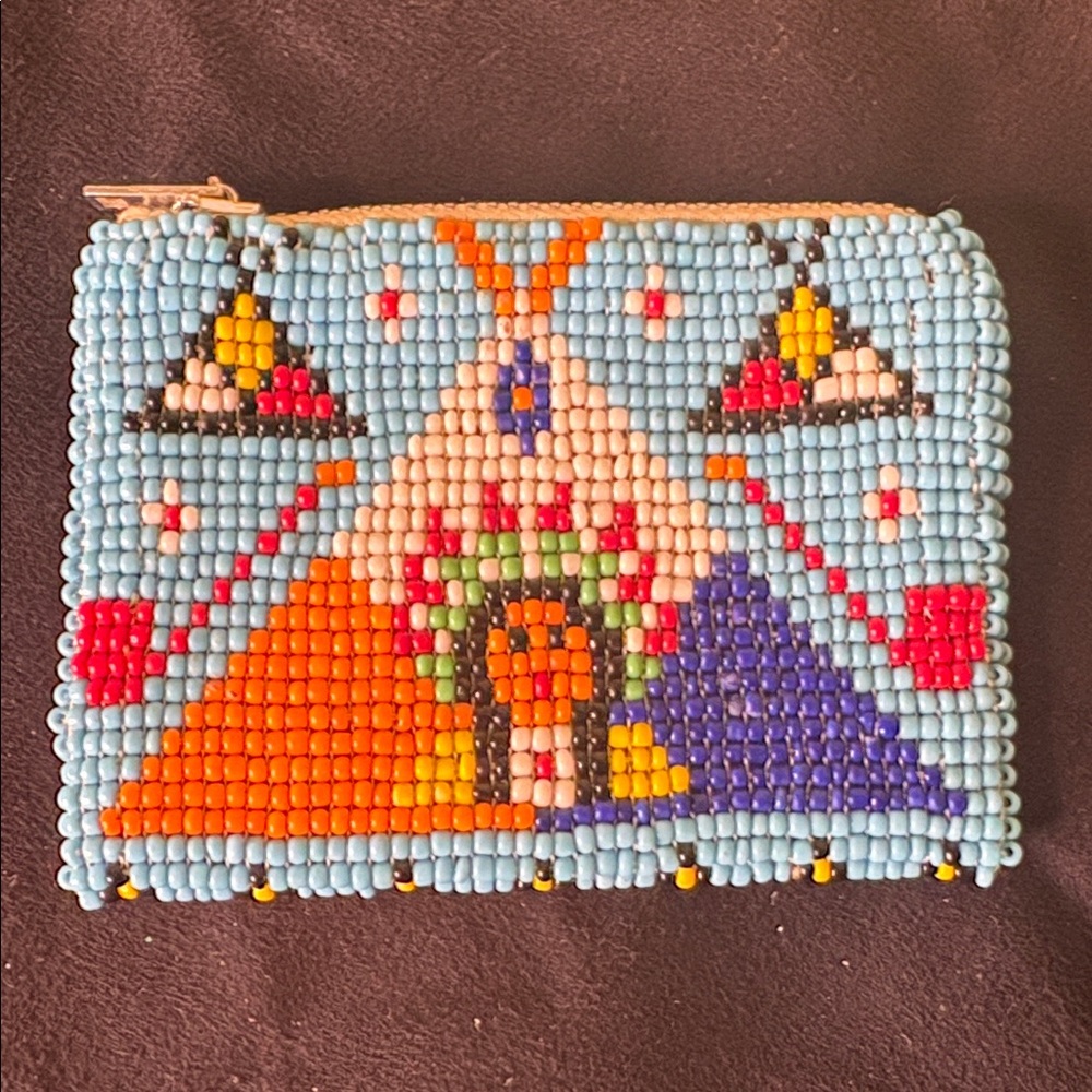 Vintage Native American Hand Beaded Coin Purse with Deer Skin Leather Interior